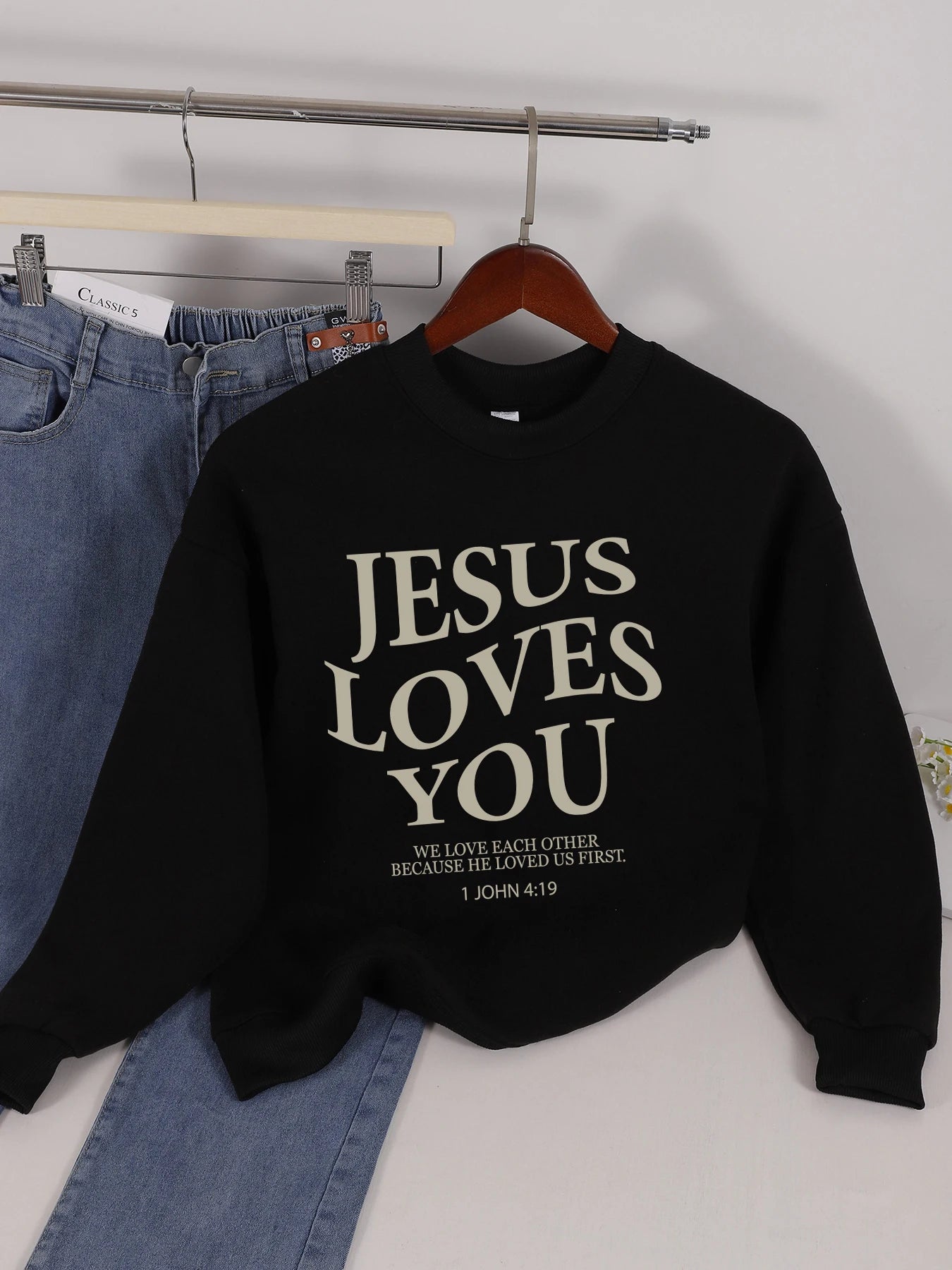 Jesus Loves You Prints Sweatshirt