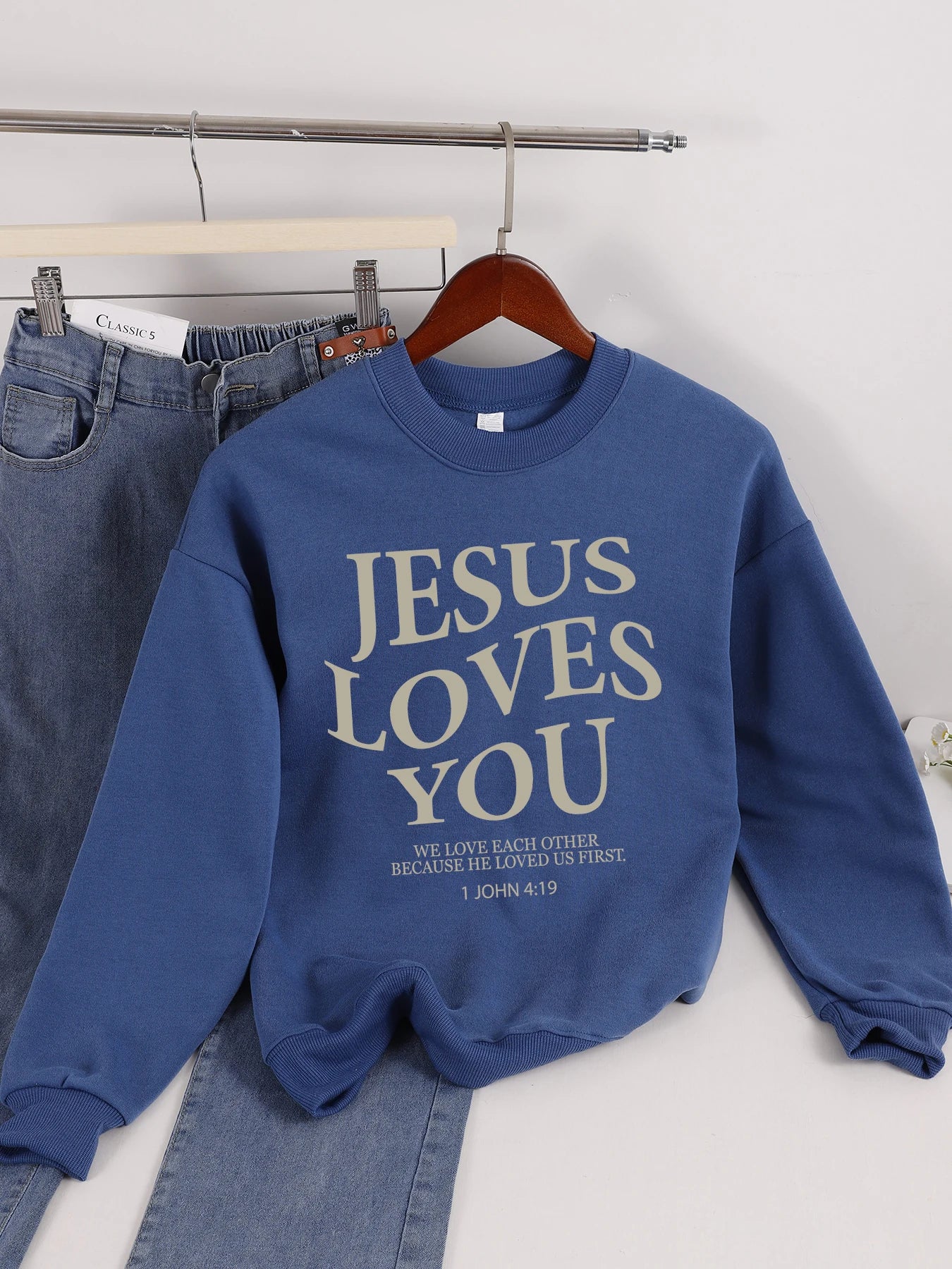 Jesus Loves You Prints Sweatshirt